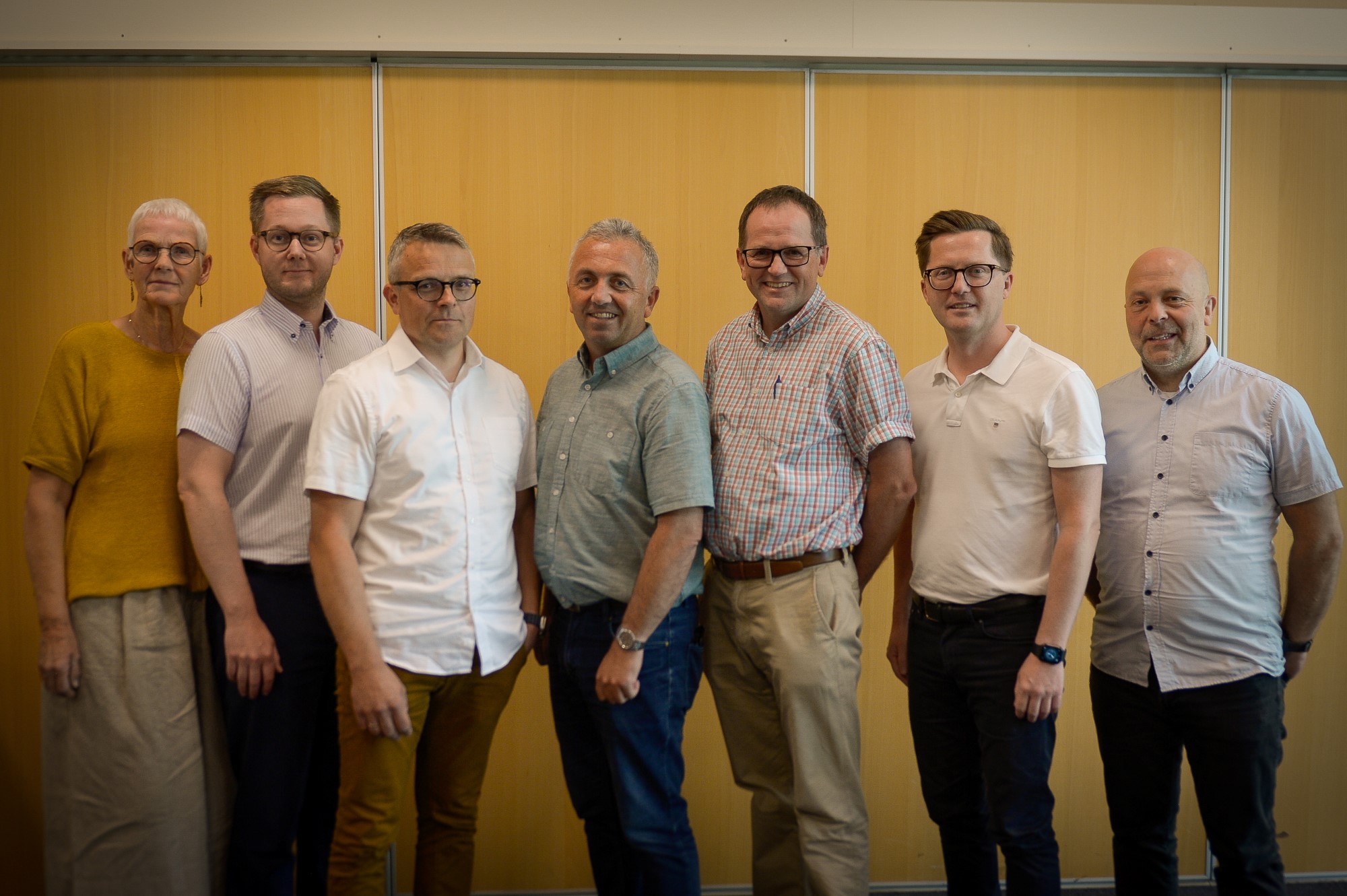 Det nye regionstyret. Fv: Margit Hunemo, Helge Vatland, Ståle Halsen, Morten Nord-Varhaug, Per Gunvald Haaland, Lars Inge Vågen, Arild Løvås. Ikke tilstede: Sissel Marie Bjerga