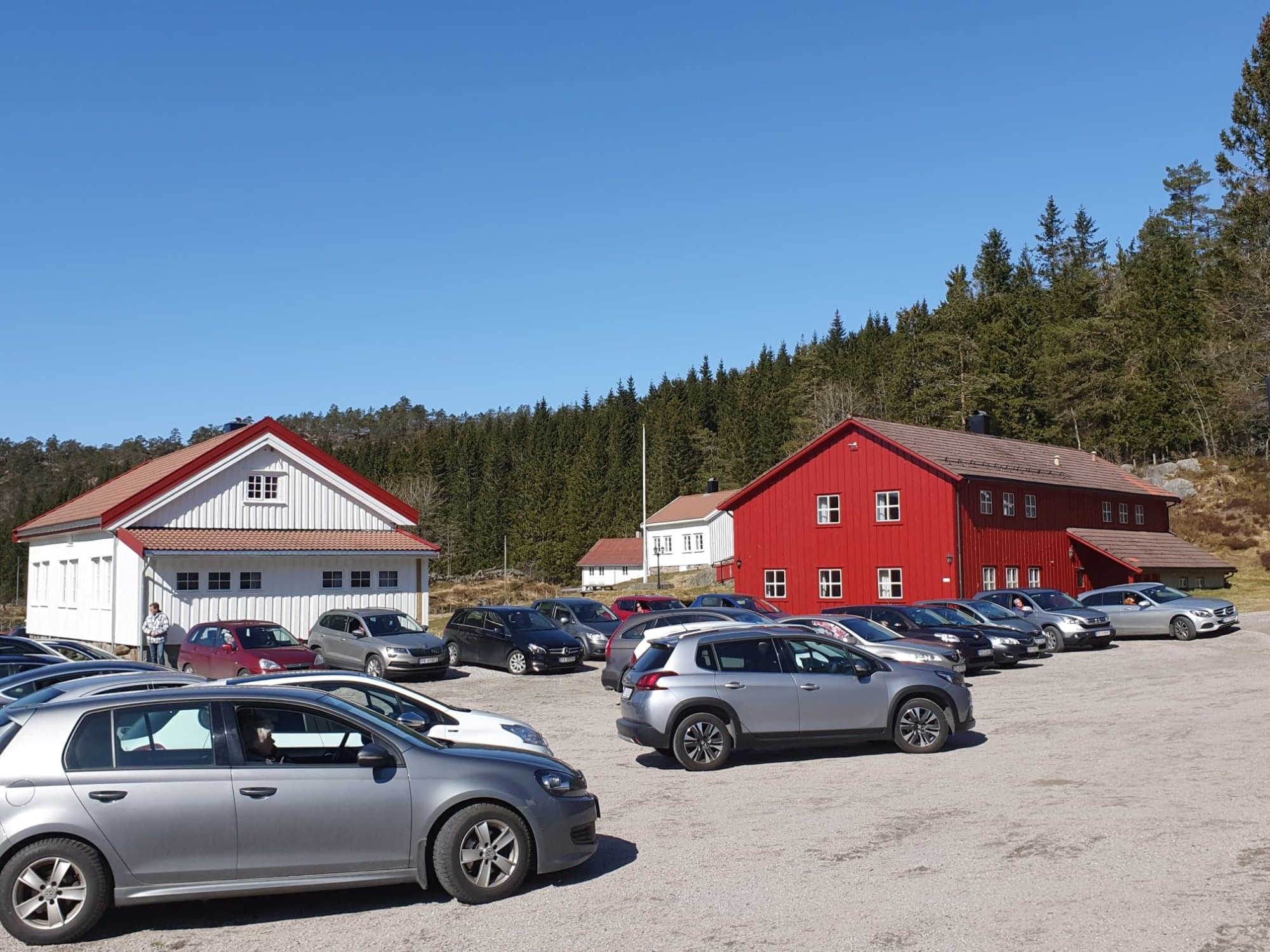 Drive in-møte på Undeland misjonsgård