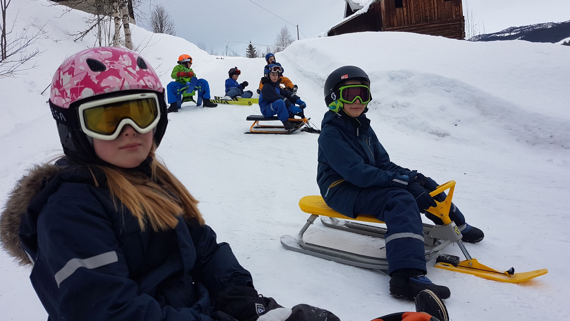 Kjelkeaking på Veslestølen
