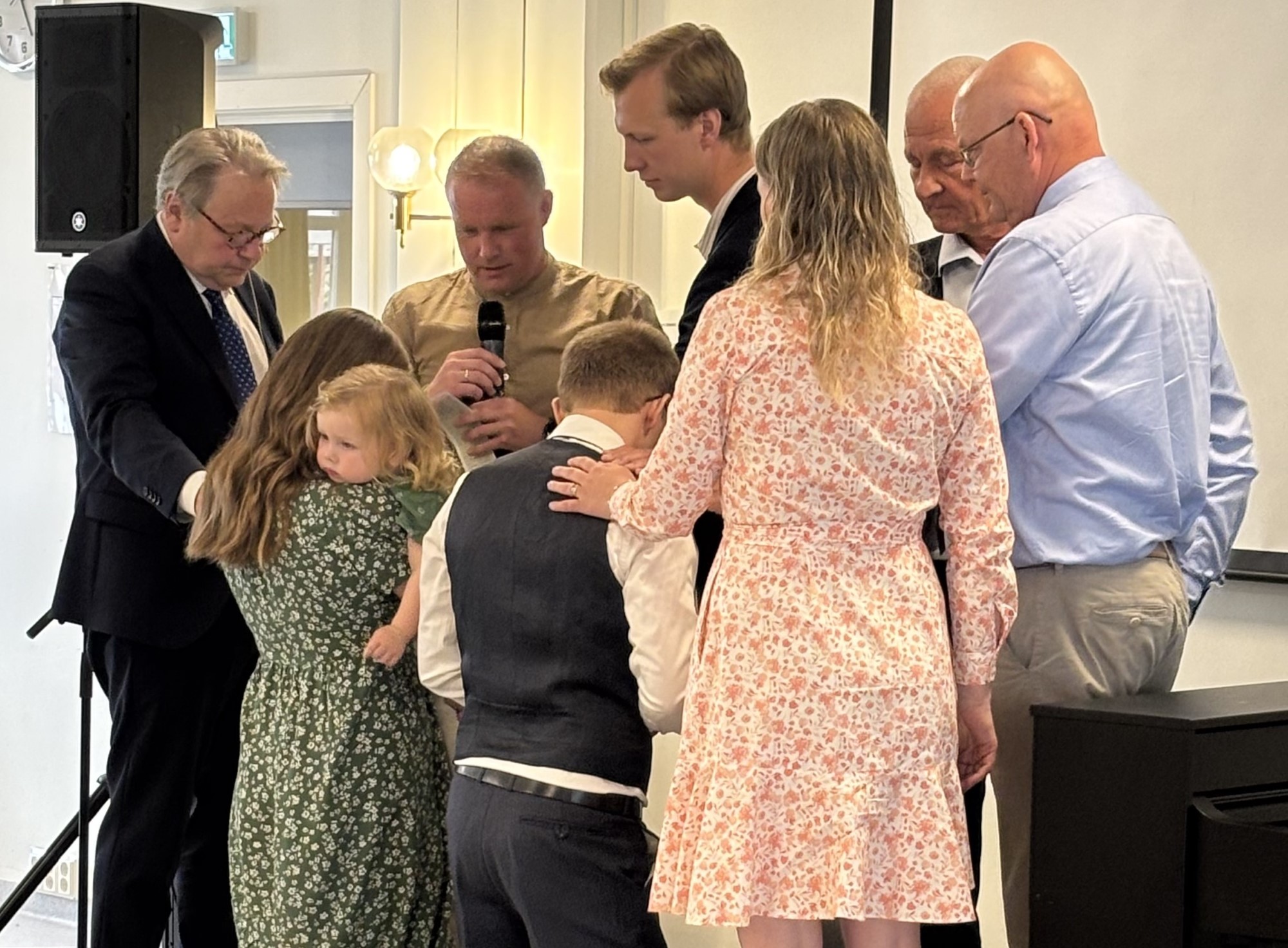 Forbønnshandling med håndspålegging