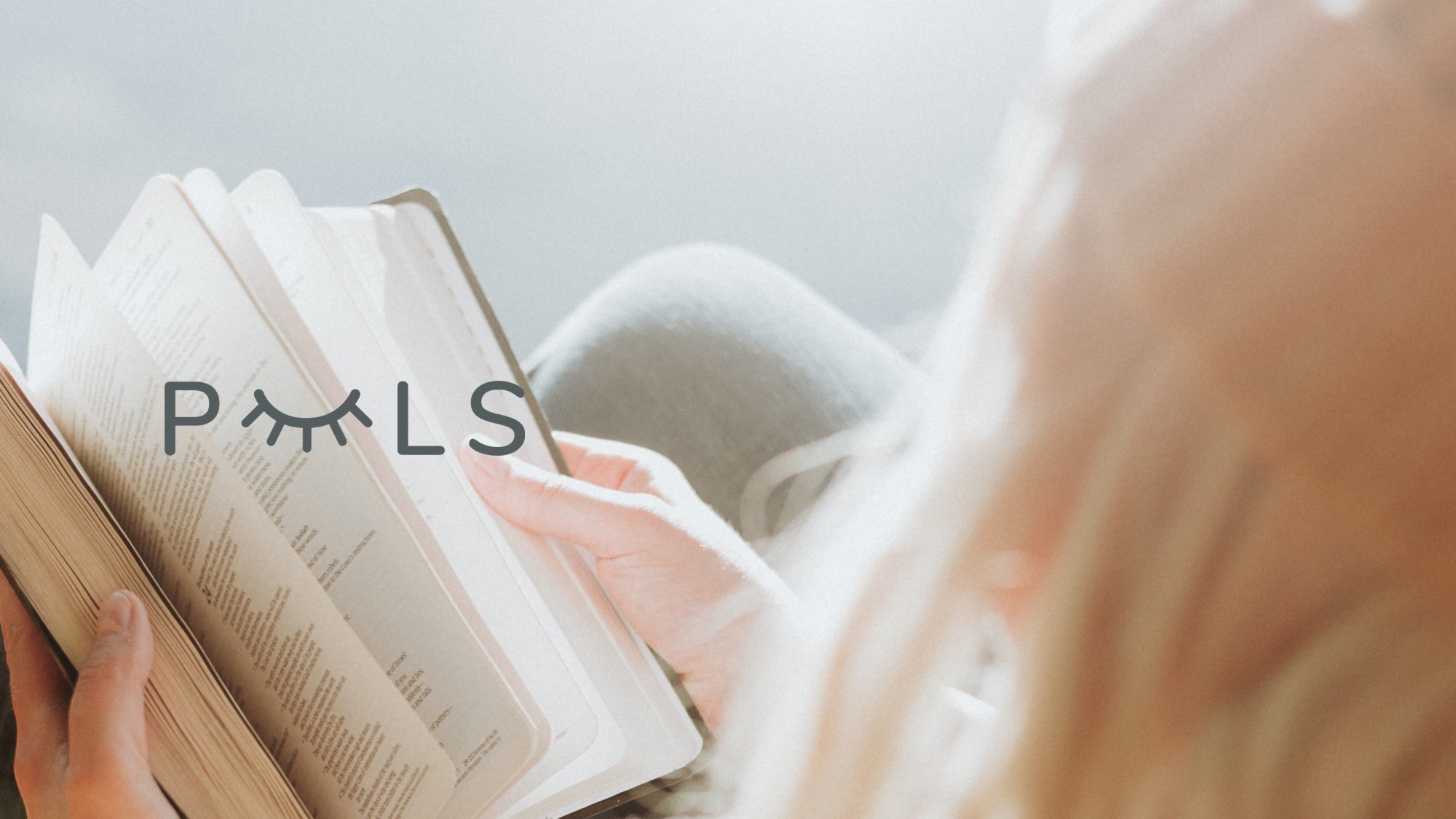 Puls plakat. Kvinne leser i Bibelen.