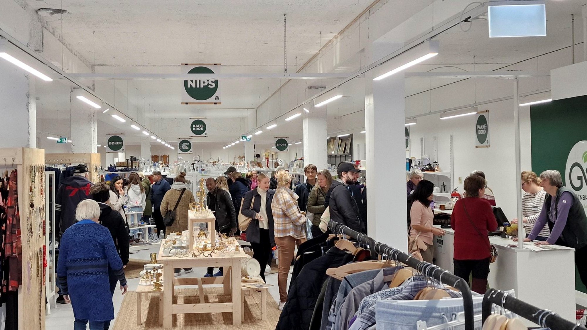 Fra åpning av butikk i Volda