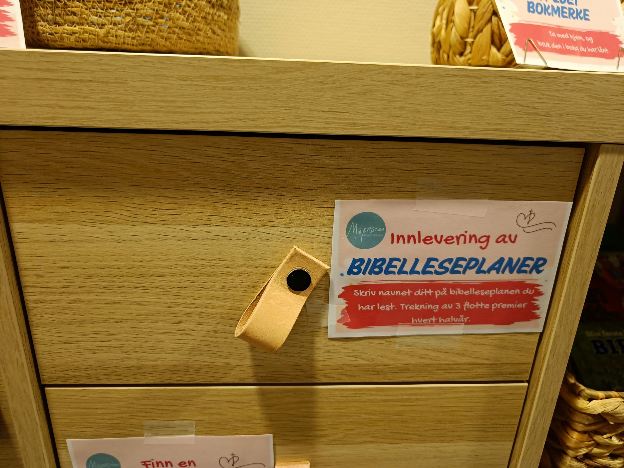 Innleveringsskuff