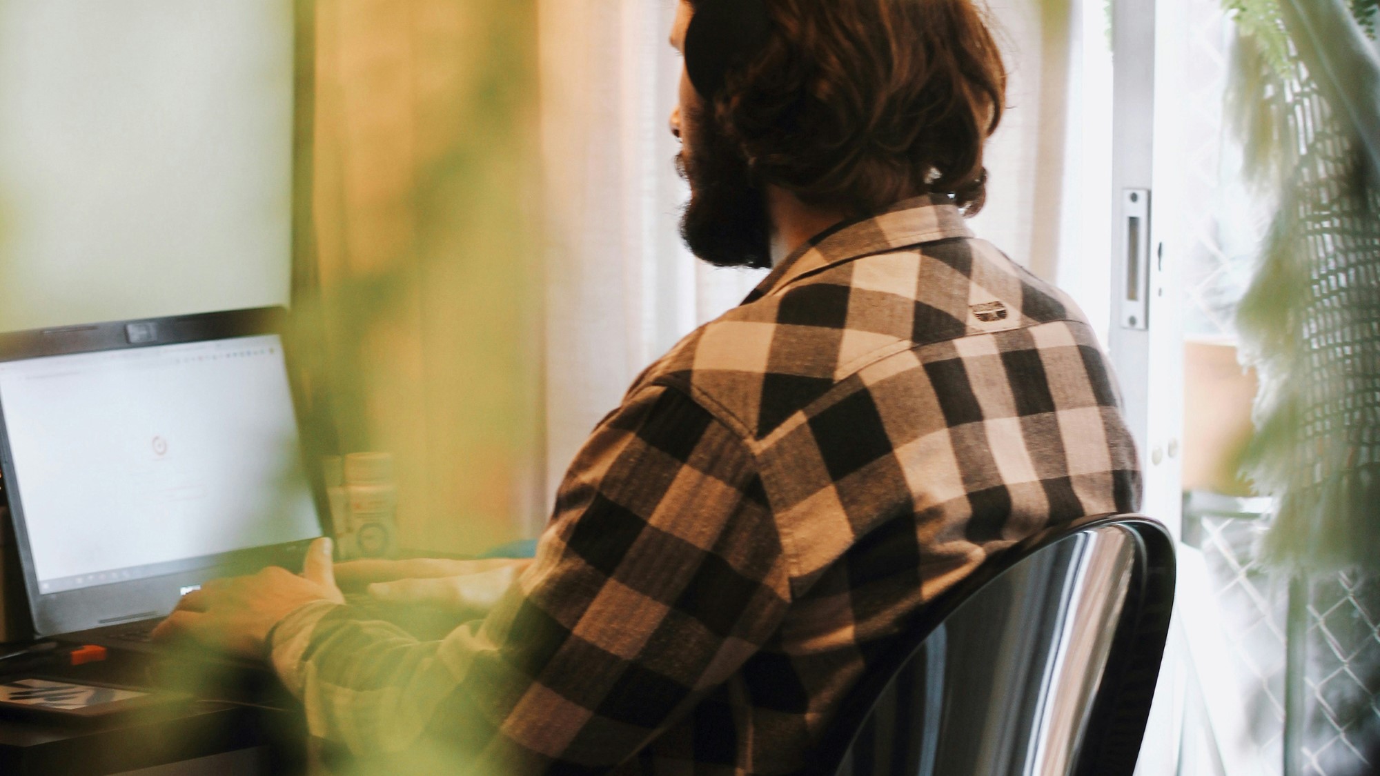 Kontor administrasjon PC arbeid mann