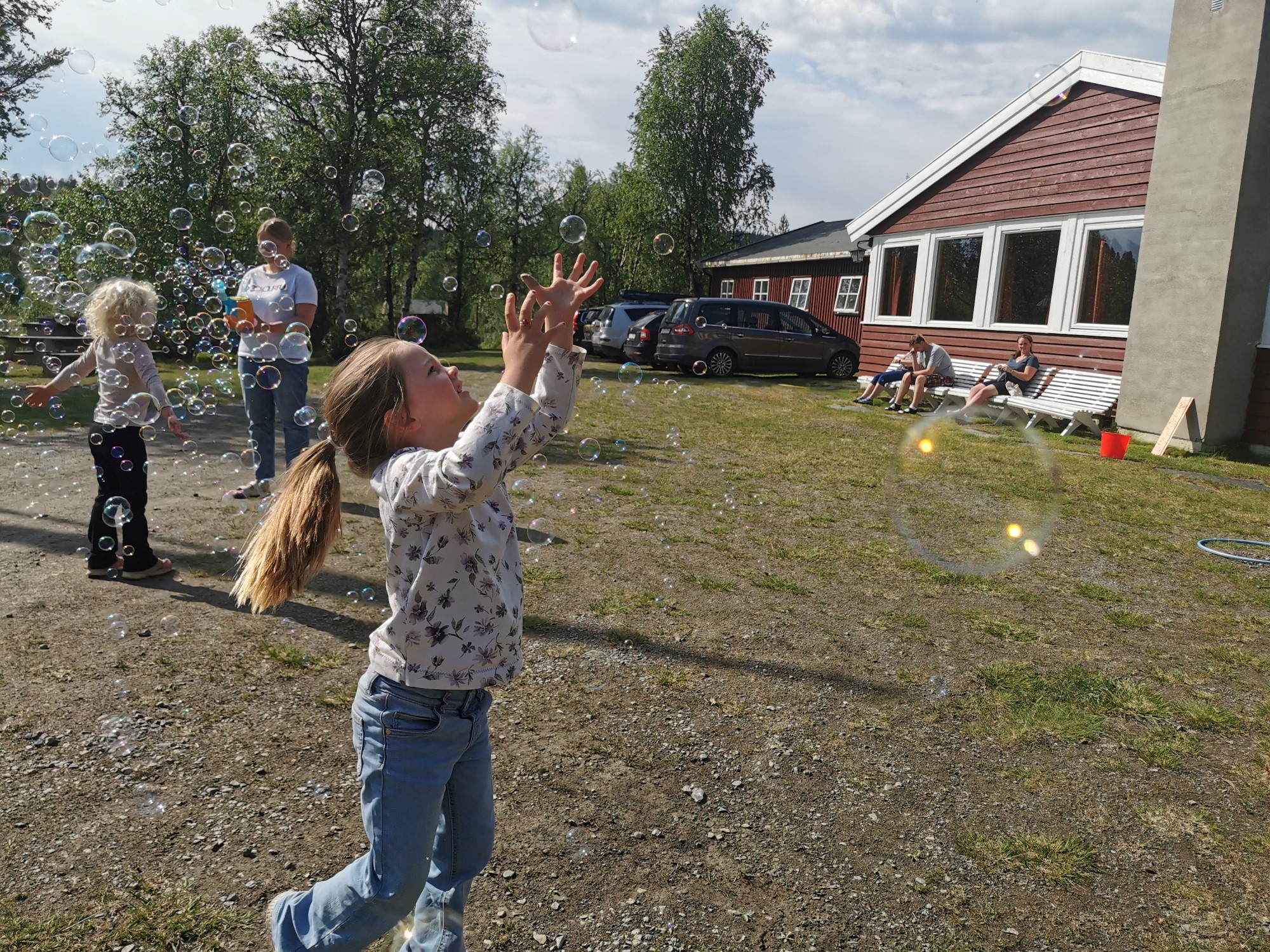 Lek med såpebobler